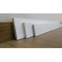 Rodapié / Zócalo lacado en blanco PVC 100% impermeable