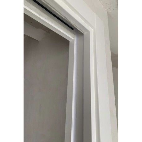 Puerta corredera lacada en blanco modelo 2016