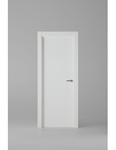 Puerta corredera lacada en blanco modelo 2003
